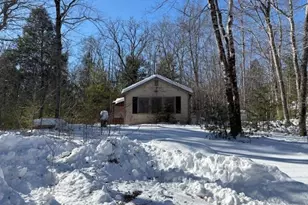 18 Collins Dr, Northwood, NH 03261 - Photo 2
