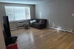 99 Cluff Crossing Rd, Salem, NH 03079 - Photo 4