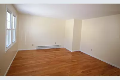 90 Franklin Street #2, Derry, NH 03038 - Photo 2