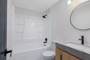 5 River St, Newmarket, NH 03857 - Photo 16