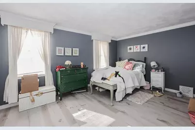 7 Colonial Square, Peterborough, NH 03458 - Photo 18