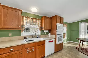 71 Caddy Dr, Salem, NH 03079 - Photo 18