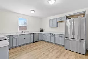 738 Old Hillsboro Rd, Henniker, NH 03244 - Photo 18