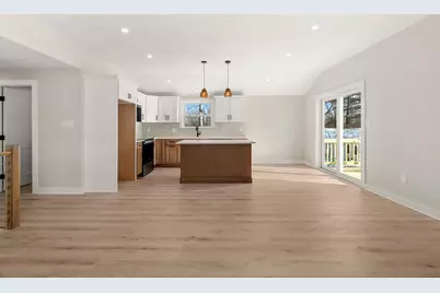 40 Hillside Avenue, Derry, NH 03038 - Photo 10