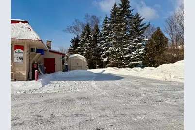 385 Main Street, Gorham, NH 03581 - Photo 4