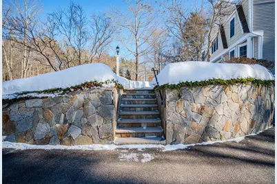 3 Chisholm Farm Drive, Stratham, NH 03885 - Photo 4