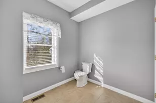 63 Woodview Way, Manchester, NH 03102 - Photo 14