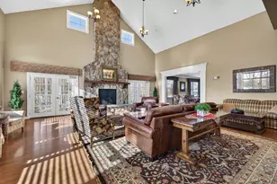 63 Woodview Way, Manchester, NH 03102 - Photo 42