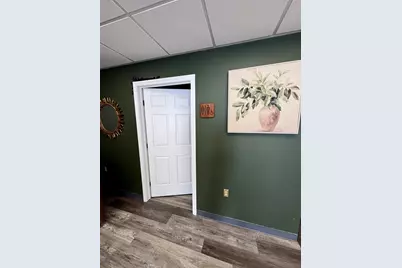 187 Londonderry Turnpike #2, Hooksett, NH 03106 - Photo 10