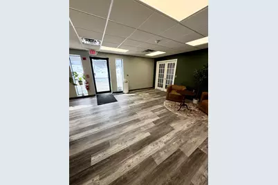 187 Londonderry Turnpike #2, Hooksett, NH 03106 - Photo 8