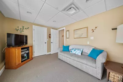 81 N High Street #10, Derry, NH 03038 - Photo 4