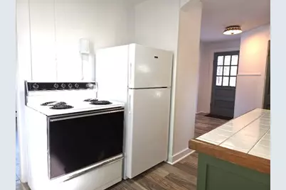 395A Webster Street, Manchester, NH 03104 - Photo 8