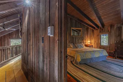 373 Vermont Route 11, Londonderry, VT 05148 - Photo 16