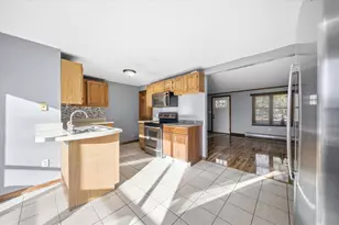 24 Etta Ln, Weare, NH 03281 - Photo 10