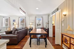 33 Endicott St, Wolfeboro, NH 03894 - Photo 8