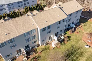 20 Georgetowne Dr, Nashua, NH 03062 - Photo 28