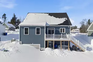 47 Clover Ln, Londonderry, NH 03053 - Photo 48