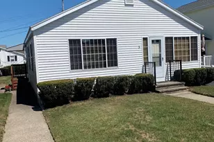 3 Tyngsboro St, Seabrook, NH 03874 - Photo 32