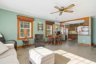 3 Tyngsboro St, Seabrook, NH 03874 - Photo 4