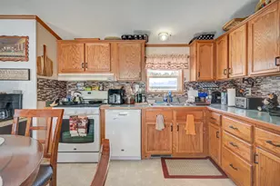 43 Lamplighter Dr, Conway, NH 03818 - Photo 8