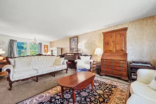 40 Opal Ave, Portsmouth, NH 03801 - Photo 6