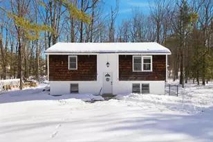 10 Woodlawn Ave, Northfield, NH 03276 - Photo 1