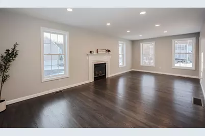 3 Pine Bluff, Derry, NH 03038 - Photo 4