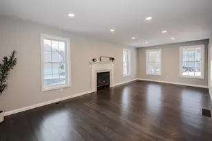 3 Pine Bluff, Derry, NH 03038 - Photo 4