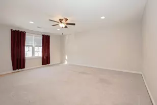 20 Bruins Ln, Raymond, NH 03077 - Photo 20