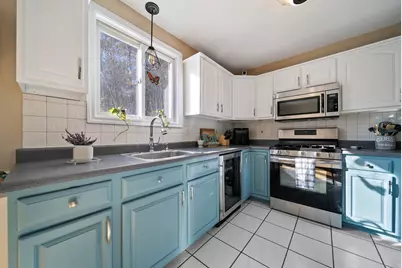 8 Standish Way #8, Amherst, NH 03031 - Photo 12