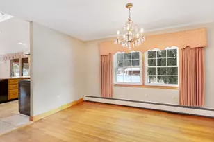 8 Cole St, Salem, NH 03079 - Photo 10
