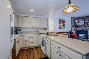 840 Cove Dr, Grantham, NH 03753 - Photo 8