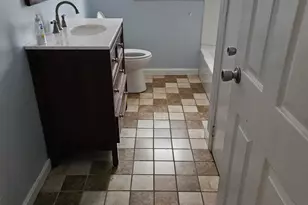 27 Gamache St, Manchester, NH 03102 - Photo 12