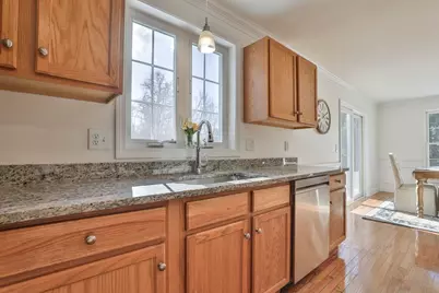 11 Tavernier Way, Manchester, NH 03109 - Photo 8