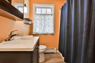 668 W Hollis St, Nashua, NH 03062 - Photo 16