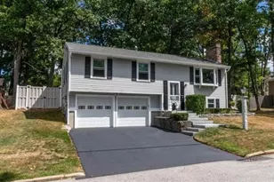 415 Pickering St, Manchester, NH 03104 - Photo 2