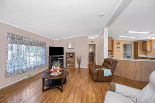 18 Winter St, Salem, NH 03079 - Photo 12