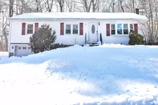 7 Birch Ln, Atkinson, NH 03811 - Photo 2