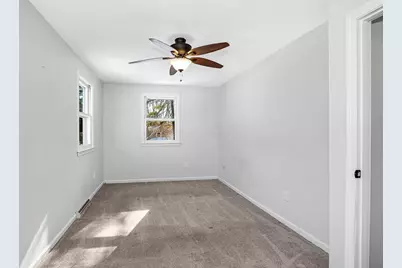 4 Therriault Avenue, Salem, NH 03079 - Photo 10