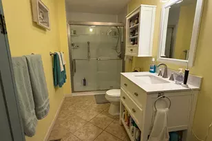 555 Straw Hill Rd, Manchester, NH 03104 - Photo 10