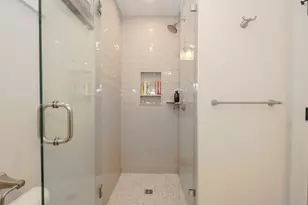 109 Weirs Blvd, Laconia, NH 03246 - Photo 12