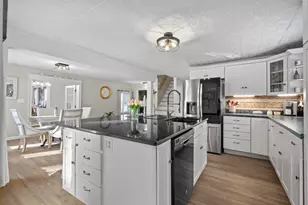 32 Main St, Kingston, NH 03848 - Photo 1