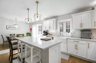 7 Boulder Ct, Raymond, NH 03077 - Photo 4