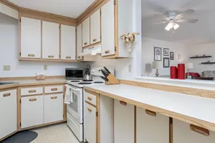 30 Ledgewood Hills Dr, Nashua, NH 03062 - Photo 8