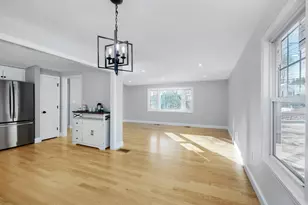 64 McKenna Dr, Nashua, NH 03102 - Photo 12