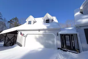9 Norton Woods Dr, Newmarket, NH 03857 - Photo 2