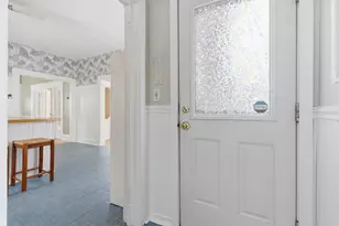 30 Ray St, Manchester, NH 03104 - Photo 10