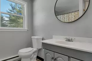 1102 Mammoth Rd, Pelham, NH 03076 - Photo 18