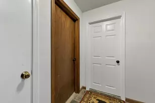 1102 Mammoth Rd, Pelham, NH 03076 - Photo 52