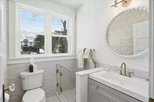 2159 Elm St, Manchester, NH 03104 - Photo 24